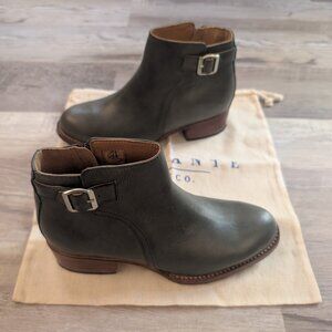 Adelante Carmen Women Goodyear Welt Bootie size 8 Cemento